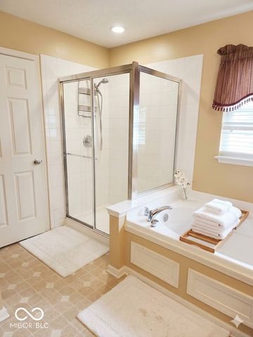 16708 Colfax Lane, Westfield, IN 46074