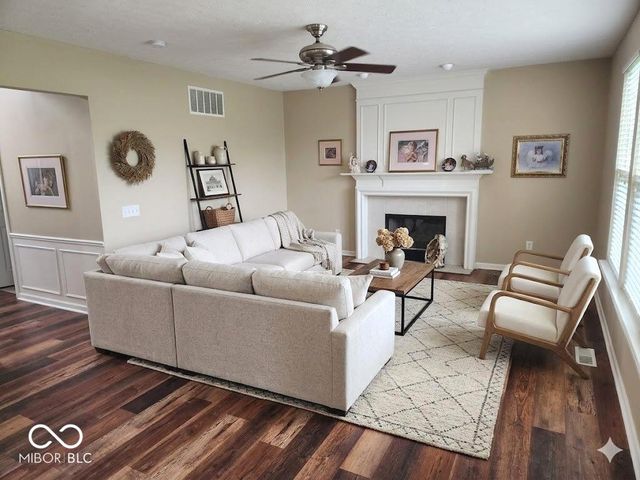 16708 Colfax Lane, Westfield, IN 46074