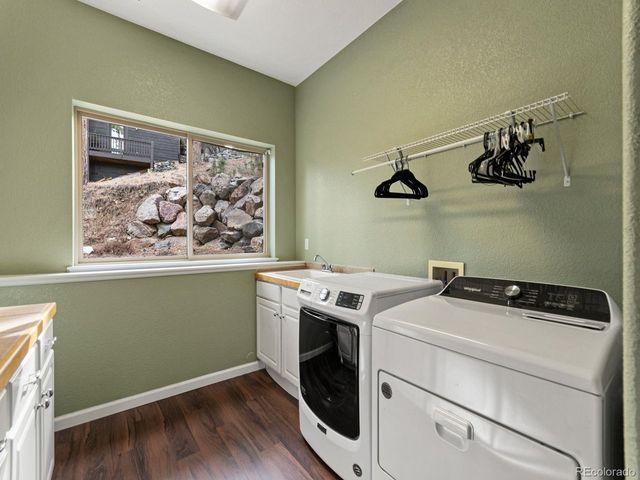 3109 Moonshadow Ln, Evergreen, CO 80439