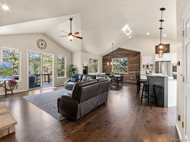 3109 Moonshadow Ln, Evergreen, CO 80439