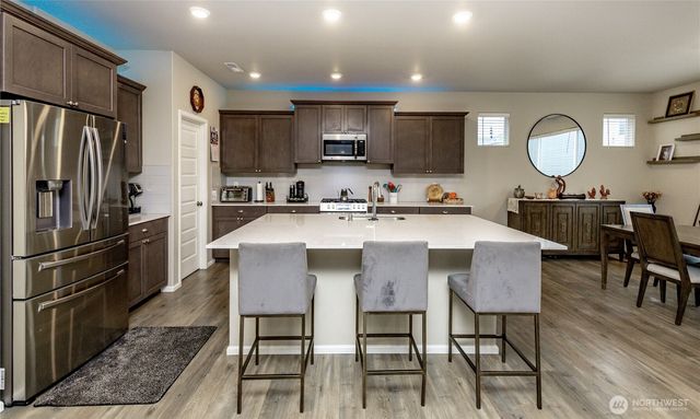 3122 15th Avenue NW, Puyallup, WA 98371