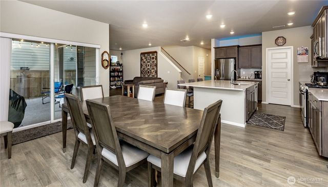 3122 15th Avenue NW, Puyallup, WA 98371