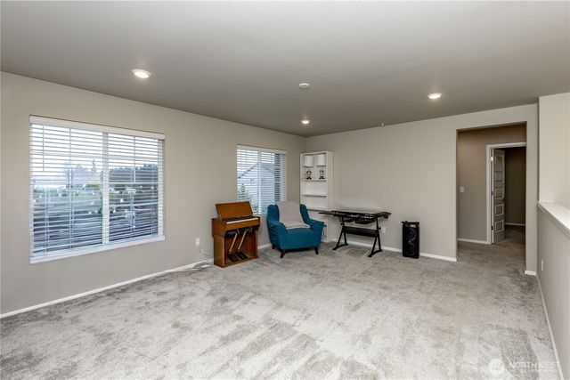 3122 15th Avenue NW, Puyallup, WA 98371