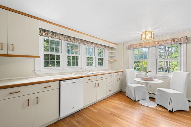 13 Rayfield Rd, Marshfield, MA 02050