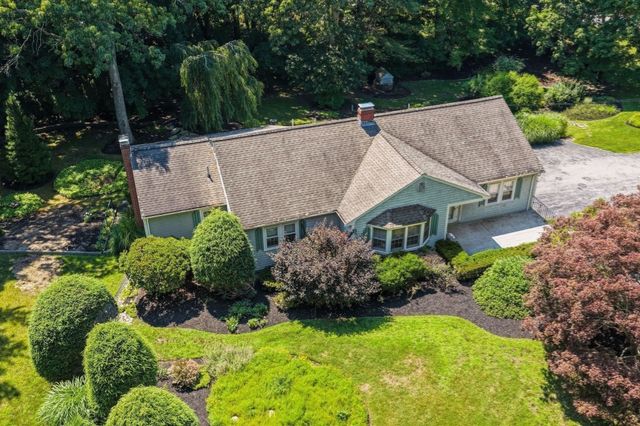 13 Rayfield Rd, Marshfield, MA 02050