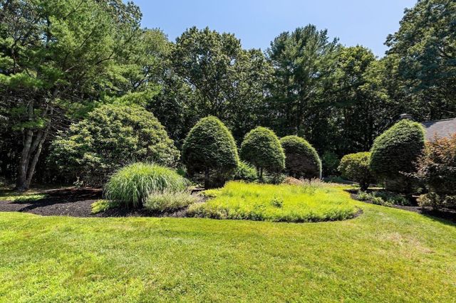 13 Rayfield Rd, Marshfield, MA 02050