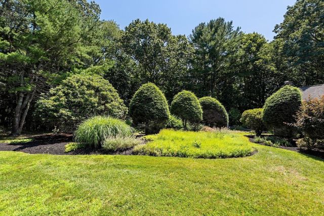 13 Rayfield Rd, Marshfield, MA 02050