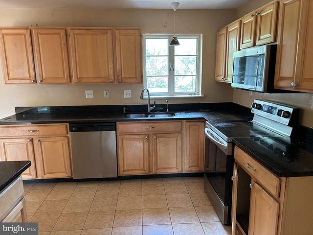 906 VENICE DR, Silver Spring, MD 20904