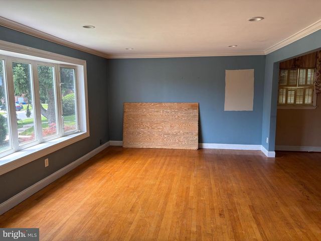 906 VENICE DR, Silver Spring, MD 20904