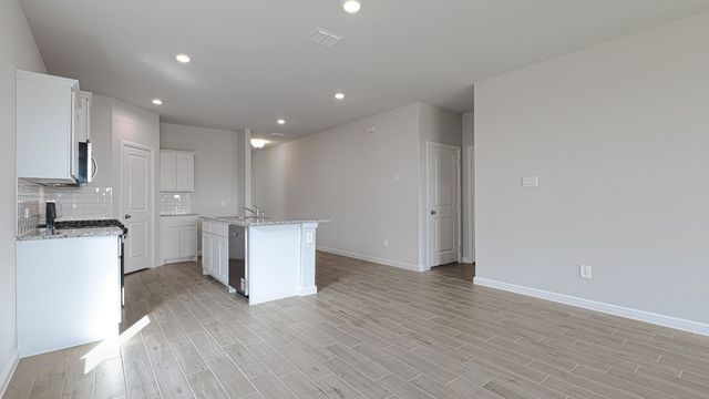 629 HARVEY Street, Grandview, TX 76050