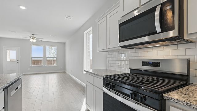 629 HARVEY Street, Grandview, TX 76050