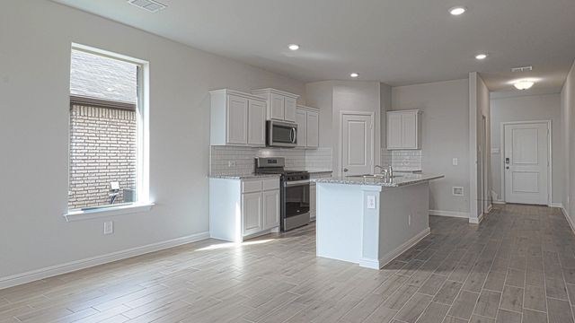 629 HARVEY Street, Grandview, TX 76050