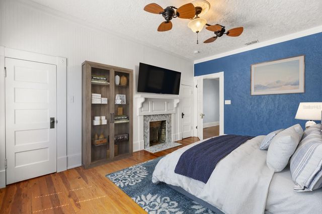 57 S TROWELL AVENUE, Umatilla, FL 32784