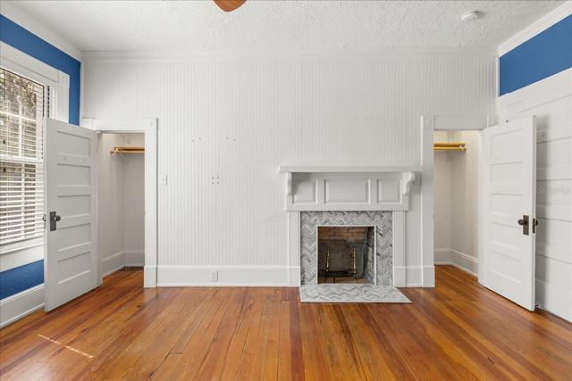 57 S TROWELL AVENUE, Umatilla, FL 32784