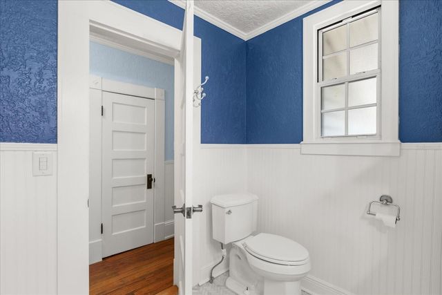 57 S TROWELL AVENUE, Umatilla, FL 32784