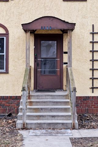 1264 Selby Avenue, Saint Paul, MN 55104