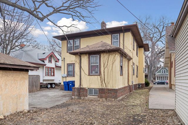 1264 Selby Avenue, Saint Paul, MN 55104