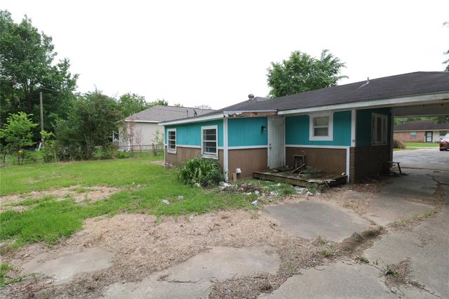 618 Azalea Drive, La Marque, TX 77568