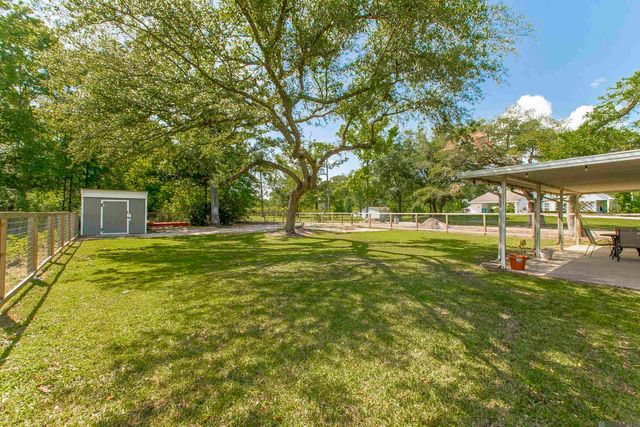 25735 Oak Alley, Holden, LA 70744