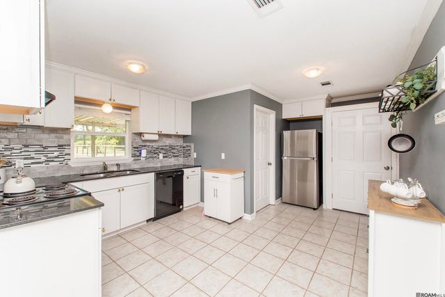 25735 Oak Alley, Holden, LA 70744