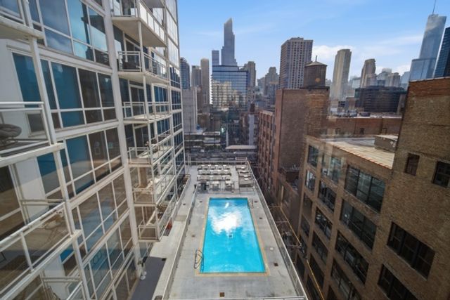 757 N Orleans Street 1012, Chicago, IL 60654