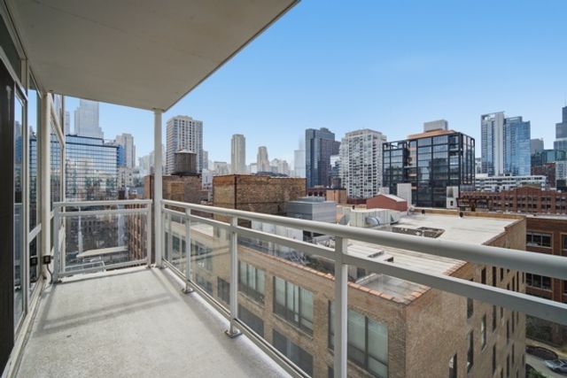 757 N Orleans Street 1012, Chicago, IL 60654
