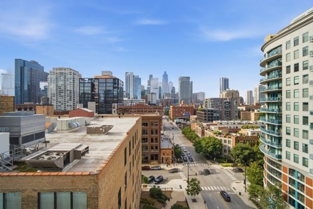 757 N Orleans Street 1012, Chicago, IL 60654