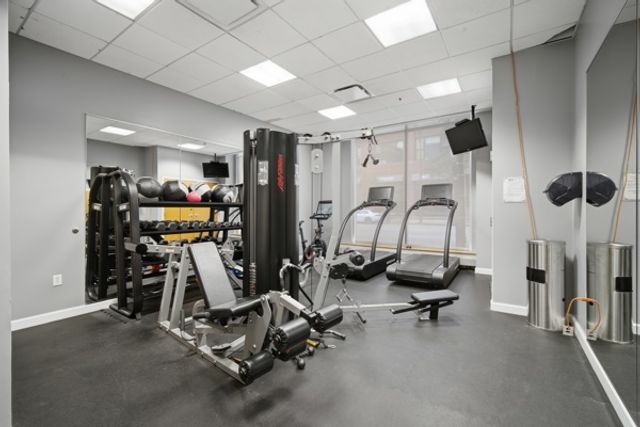 757 N Orleans Street 1012, Chicago, IL 60654