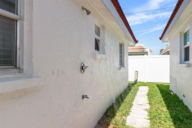 6154 MIDNIGHT PASS ROAD A-05, Sarasota, FL 34242