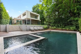 29 Lockwood Drive, Greenwich, CT 06870