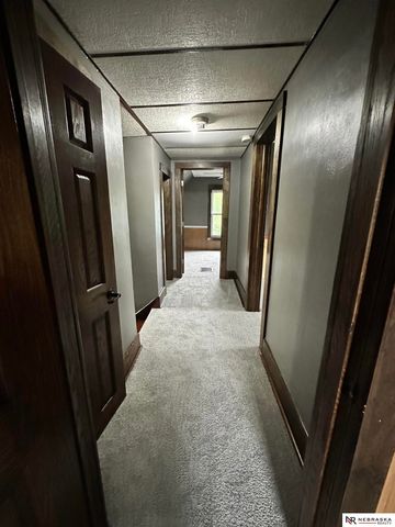 225 N 32nd Street, Lincoln, NE 68503