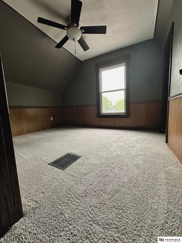 225 N 32nd Street, Lincoln, NE 68503