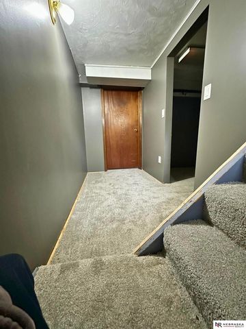 225 N 32nd Street, Lincoln, NE 68503