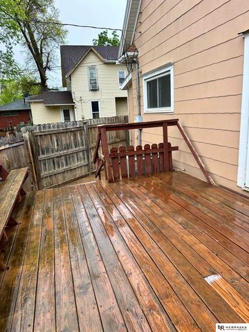 225 N 32nd Street, Lincoln, NE 68503