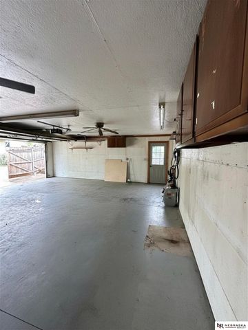 225 N 32nd Street, Lincoln, NE 68503