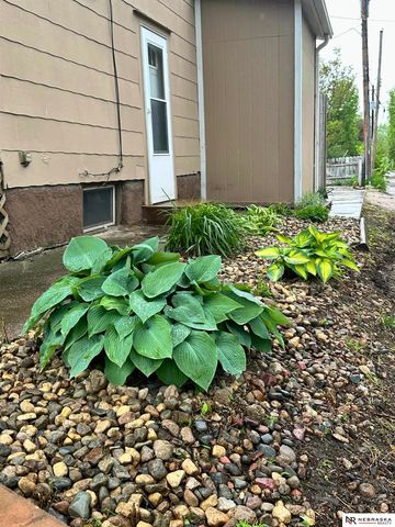 225 N 32nd Street, Lincoln, NE 68503