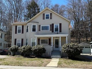 41 Richmond Ave 1, Worcester, MA 01602