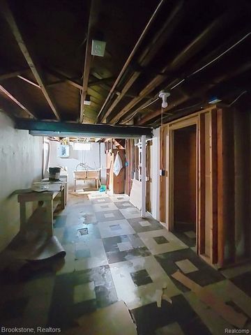17431 Beech Daly Road, Redford, MI 48240