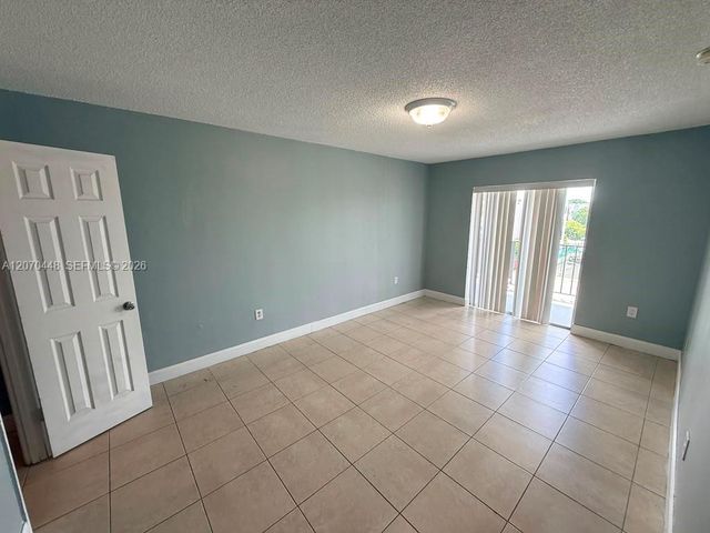 5775 W 20th Avenue 402, Hialeah, FL 33012