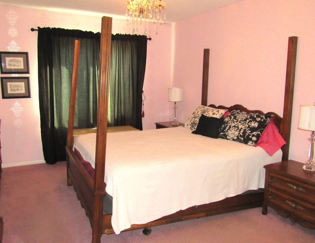 6680 Nez Perce Drive, Chanhassen, MN 55317