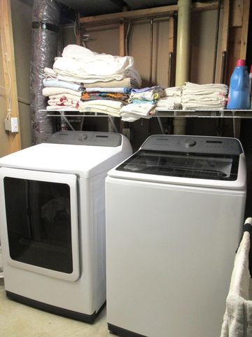 6680 Nez Perce Drive, Chanhassen, MN 55317