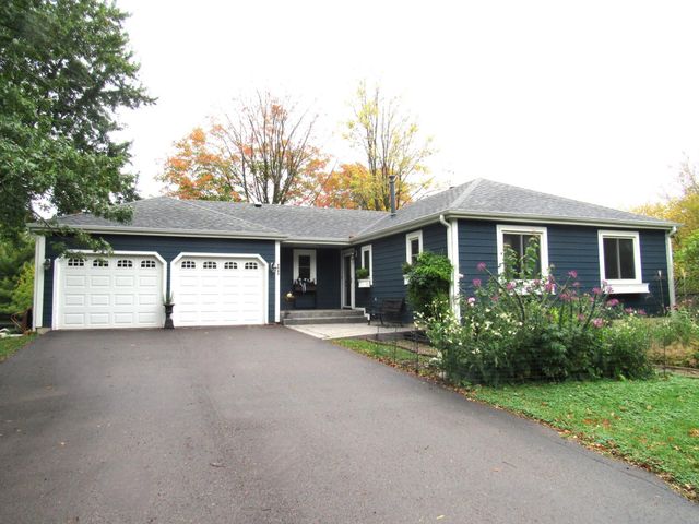 6680 Nez Perce Drive, Chanhassen, MN 55317