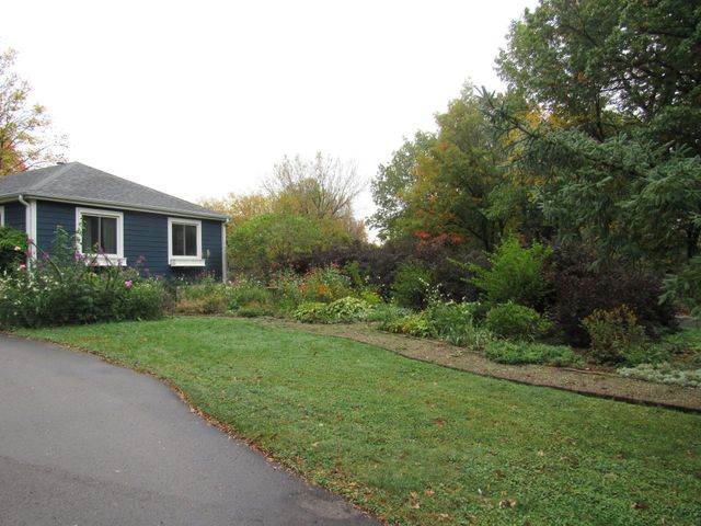 6680 Nez Perce Drive, Chanhassen, MN 55317