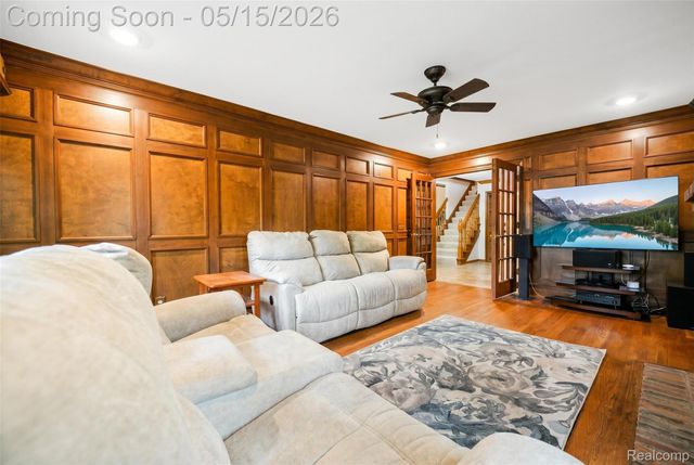 21734 Beauford Lane, Farmington Hills, MI 48167