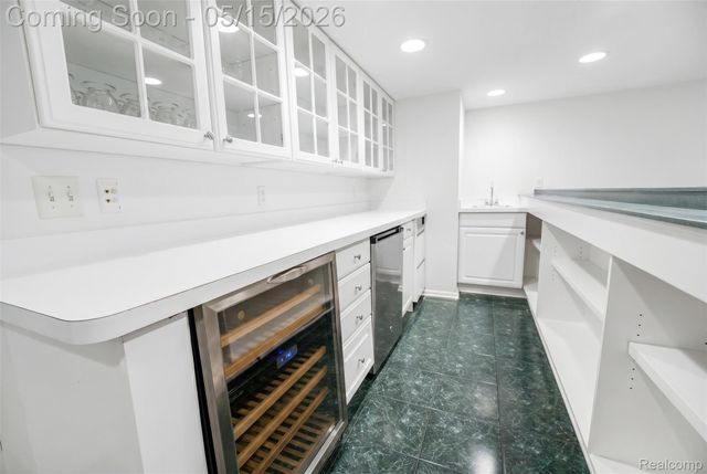 21734 Beauford Lane, Farmington Hills, MI 48167