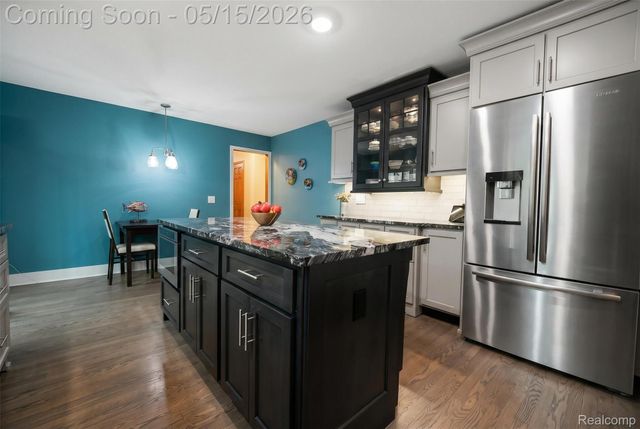 21734 Beauford Lane, Farmington Hills, MI 48167