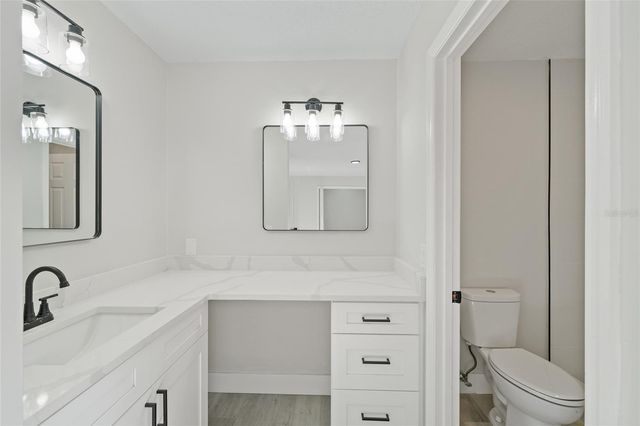 843 BOLIVAR STREET, Lady Lake, FL 32159