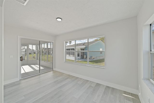 843 BOLIVAR STREET, Lady Lake, FL 32159