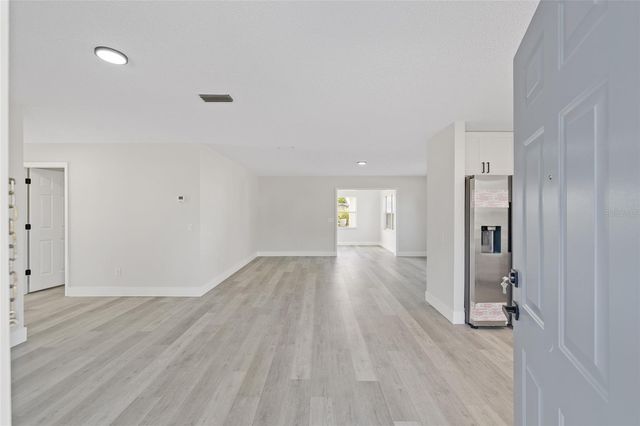 843 BOLIVAR STREET, Lady Lake, FL 32159