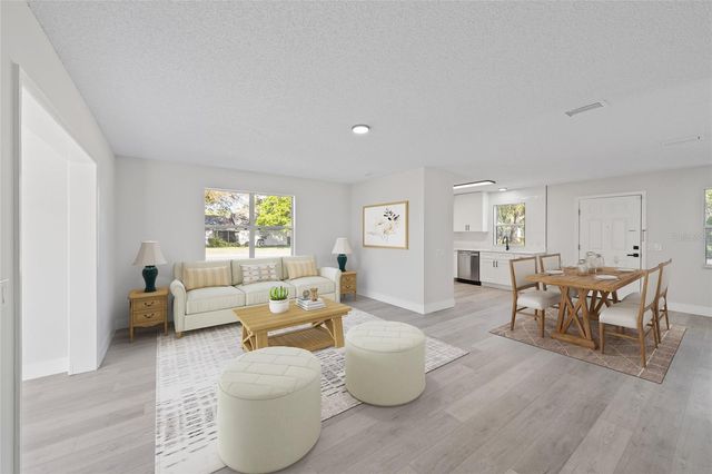 843 BOLIVAR STREET, Lady Lake, FL 32159